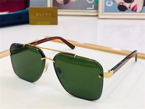 gucci sunglass-130